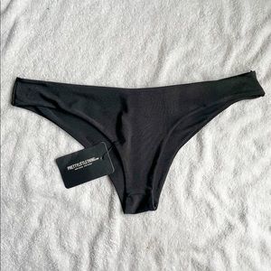 NWT prettylittlething black bikini bottoms